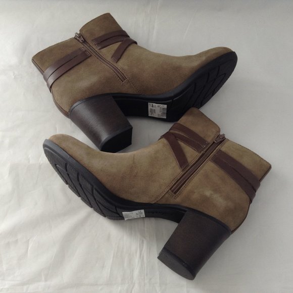 Clarks Womens Enfield Coco Olive Ankle Boot 10 M - Picture 7 of 9